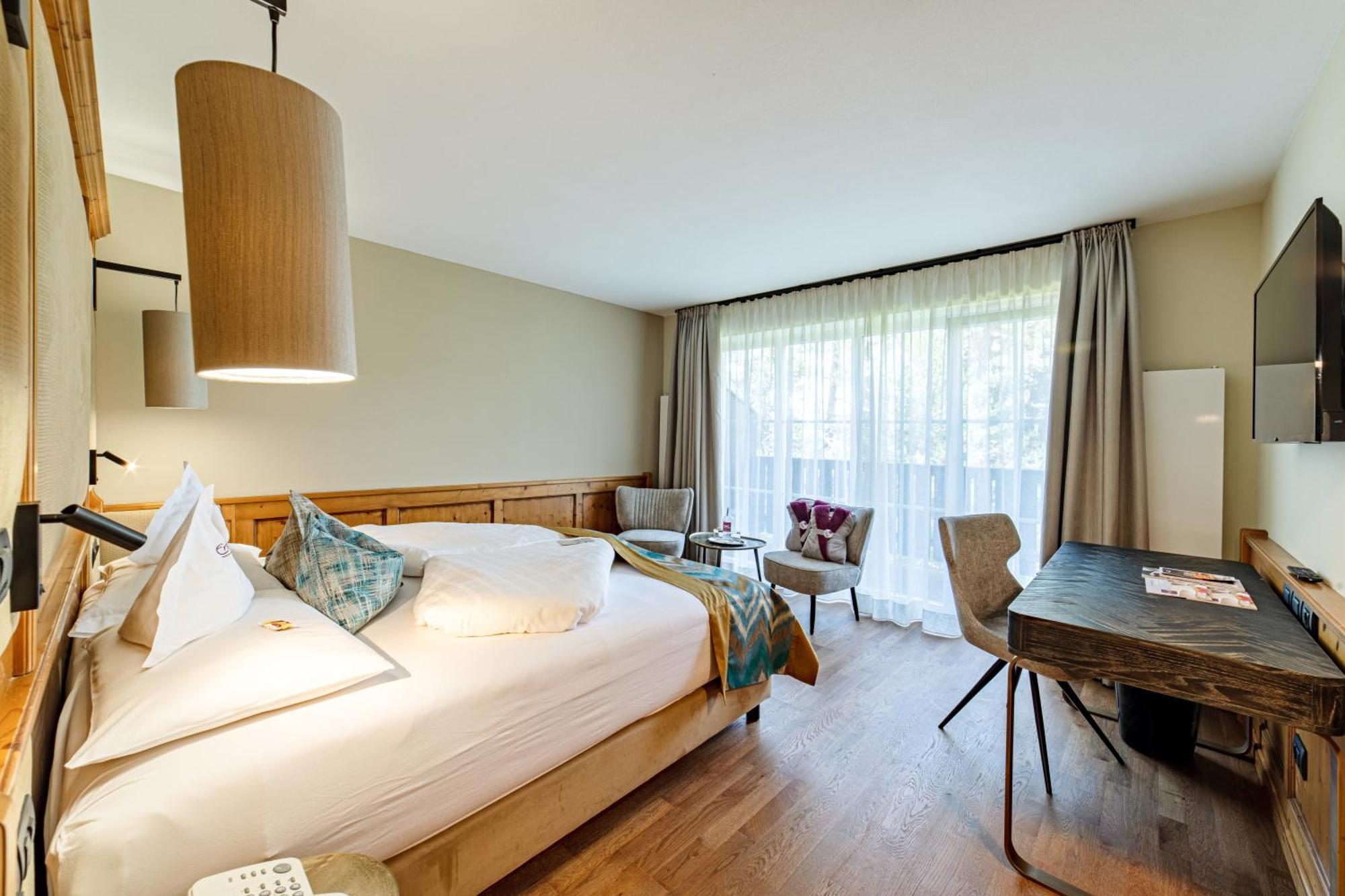 Wellnesshotel Erica Nova Ponente Esterno foto