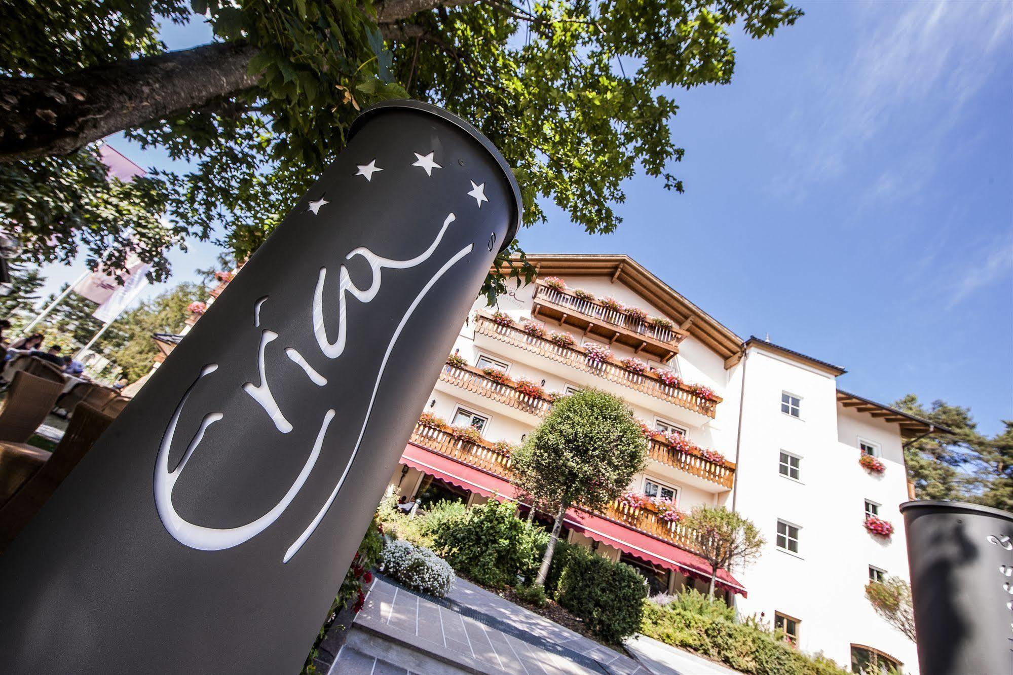 Wellnesshotel Erica Nova Ponente Esterno foto